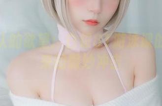 不想承认的欲望：白银81游泳课的写真带来的微妙冲击