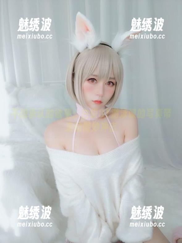 不想承认的欲望：白银81游泳课的写真带来的微妙冲击