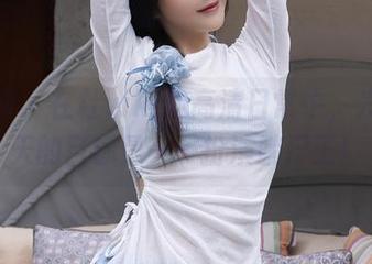秀人网 – 在杜viki的高清日常中，发现今天的目标是——扮演躺尸王！