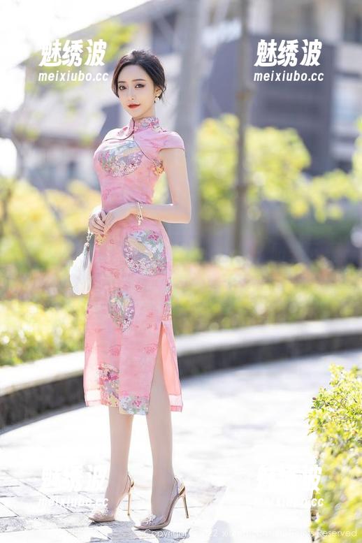 秀人网-油田溪溪 秀人网 - 油田溪溪的和服图集,阳光下居然没有圣光,真让人意外啊。