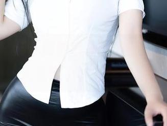 秀人网 – 苏苏阿的套图是女孩们的日常，却让人觉得有种暖意在流淌。