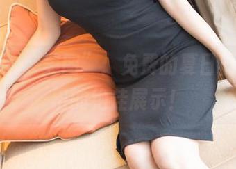 秀人网 – “美图”：免费的夏日福利，麦田的绝佳展示！