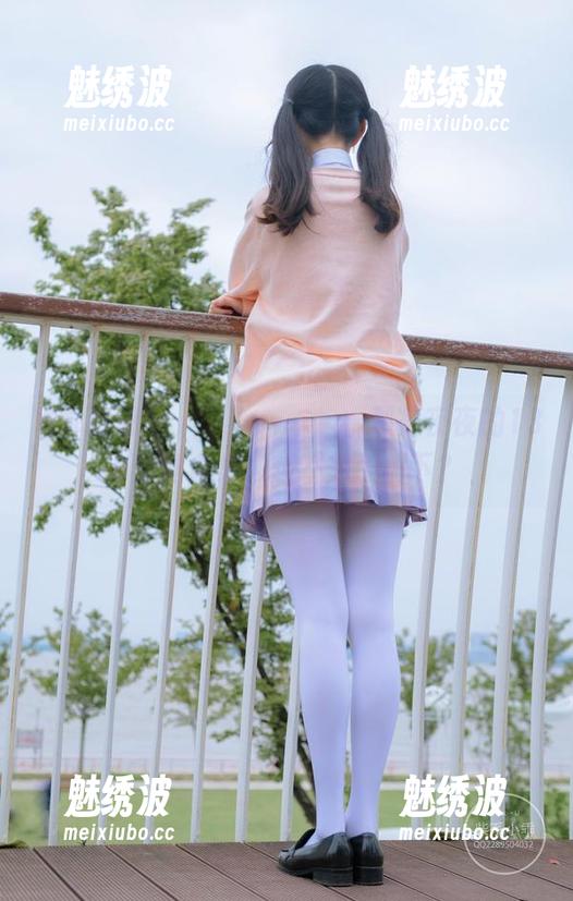 稚乖画册 - สีบางใสๆ，那是夜夜的13d黑丝合集，想不想了解下？