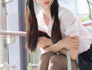 稚乖画册 – 赤西夜夜的美图大赏，竟泳之余请您务必注意自身安全，今天的水太深！