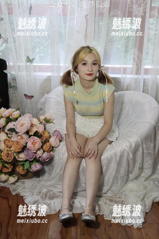 绮梦摄影 - 邻家女孩变女王，小艺在线资源实在太可爱，不得不сопротивляться。