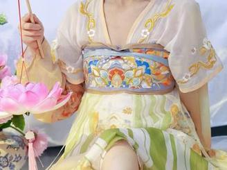 绮梦摄影 – 露露学妹的美图合集：这一面比我还会撒娇！图包买吗？我劝你别犹豫！
