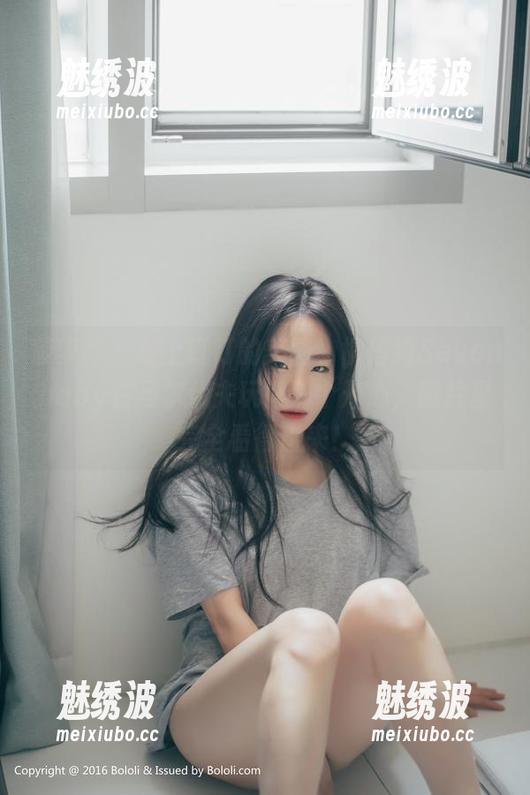 菠萝社 - 板上钉钉的美图，柳侑绮Sevenbaby在马尔代夫玩得那个开心，照片里完全看得出来！
