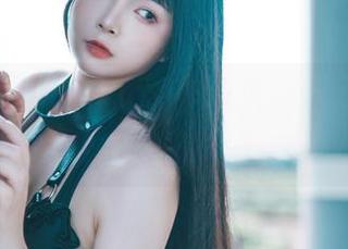 落落Raku的修女翻车现场：cos更新，让人捧腹跌落。