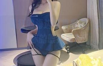 微密圈 – 葛征的海边写真图册，风吹草低，你的眼光呢？