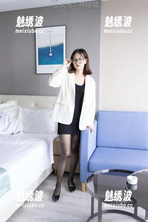 袜啵啵 - 爱吃的日子，小甜豆送来美图与油亮薄肉丝，内心雀跃！