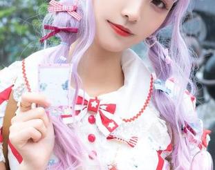 精选西瓜少女的JK格子裙，适合夏天的调调吗？让人停留的裙摆！