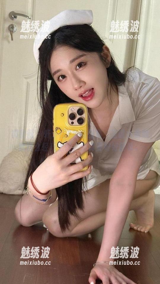 轩子巨2兔 微密圈 - 轩子巨2兔的图集,圣诞小视频就这么轻巧上线,果真要好好回味。