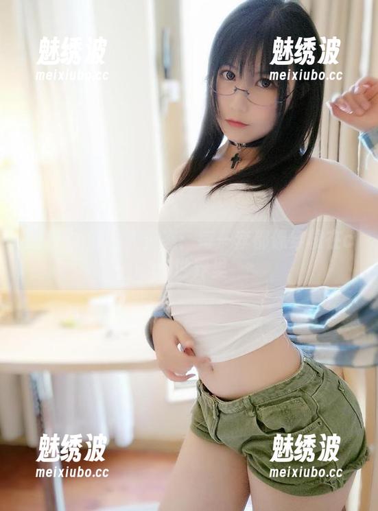 逐月Su 逐月Su的睡衣姿态:每一套都像穿梭在cos世界里
