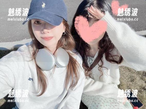 闪月半的图包悄然上线，瑜伽福利，不试试看吗？