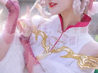 伊芙琳与露儿大魔王：两个平衡艺术的美图资源，不看可惜！