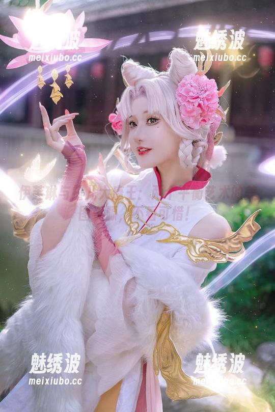 伊芙琳与露儿大魔王：两个平衡艺术的美图资源，不看可惜！
