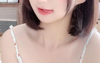 魔物喵nigisa作品集中的乳牛：看完只想给你一记眨眼