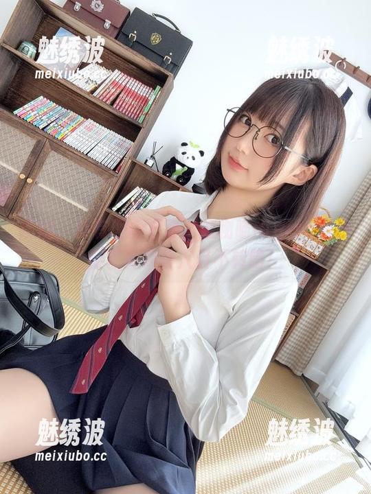 魔物喵nigisa 这腿,没有理由不看,魔物喵nigisa的最新写真集让人目不转睛!